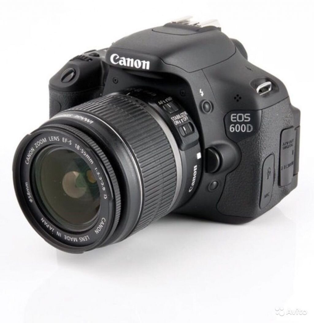 Фотоаппарат Canon EOS 600D Kit