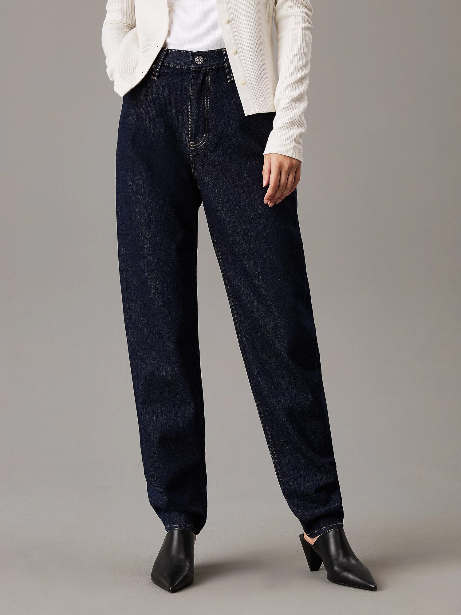 Джинсы мом Calvin Klein Jeans