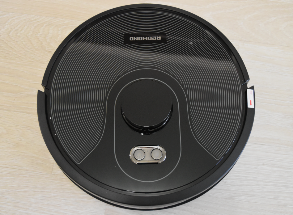 Робот-пылесос REDMOND RV-R670S