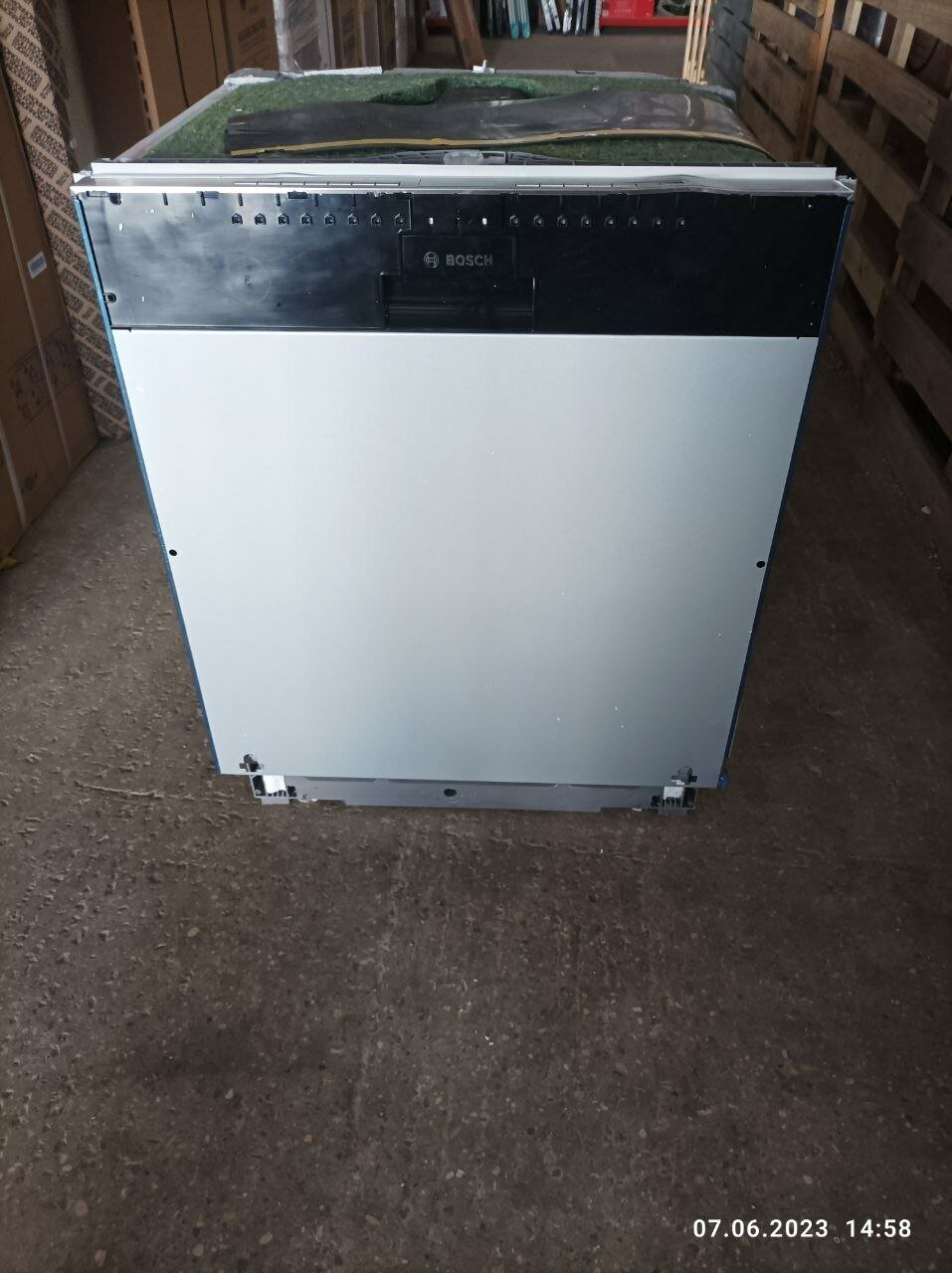 Полноразмерная Встраиваемая посудомоечная машина BOSCH SMV 4HVX31 E